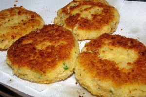 POACHED SALMON AND POTATO CAKES 1