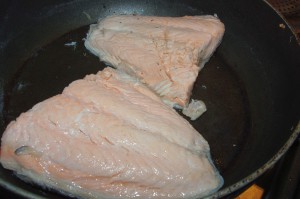 POACHED SALMON AND POTATO CAKES 4