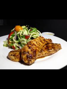 chicken with salad