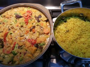 VEGETABLE AND CHICKPEA IN TURMERIC AND PEANUT BUTTER CURRY 3