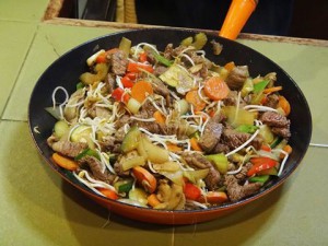Chinese stir-fry of beef & 9 vegetables